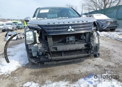2022 Mitsubishi Outlander Black Edition 2Wd/Se 2.5 2Wd/Se Launch Edition 2Wd z USA, uszkodzony, nr VIN JA4J3UA89NZ087661